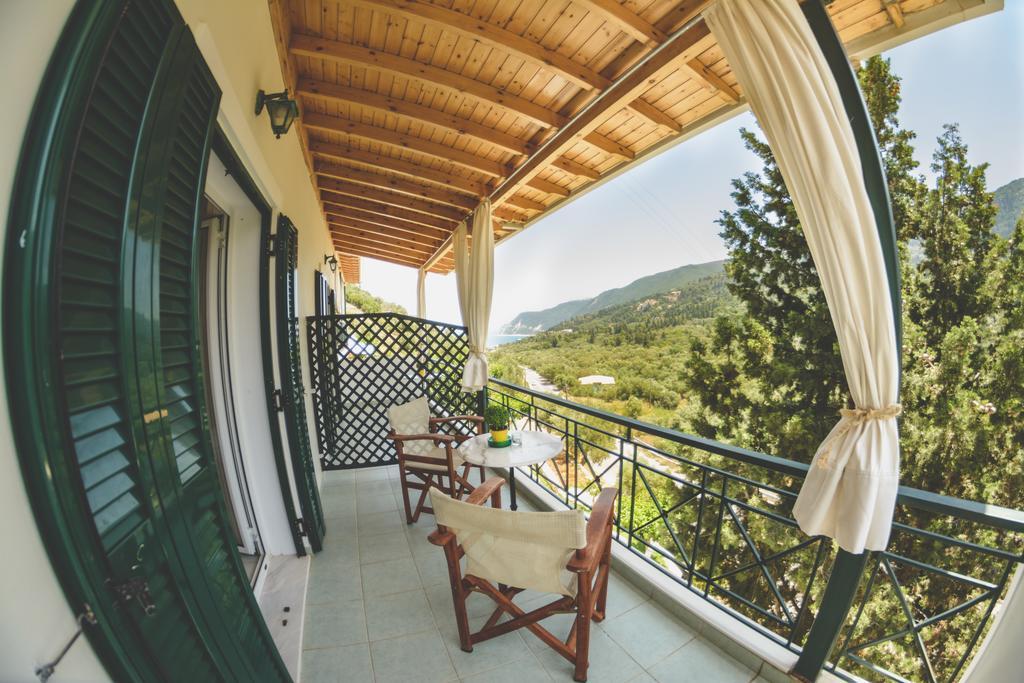 Althea Studios Áyios Nikítas Habitación foto