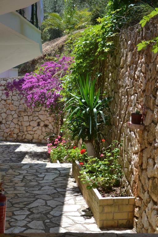 Althea Studios Áyios Nikítas Exterior foto
